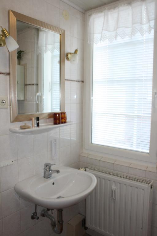 Ferienwohnung Am Mittelburgwall Friedrichstadt Esterno foto